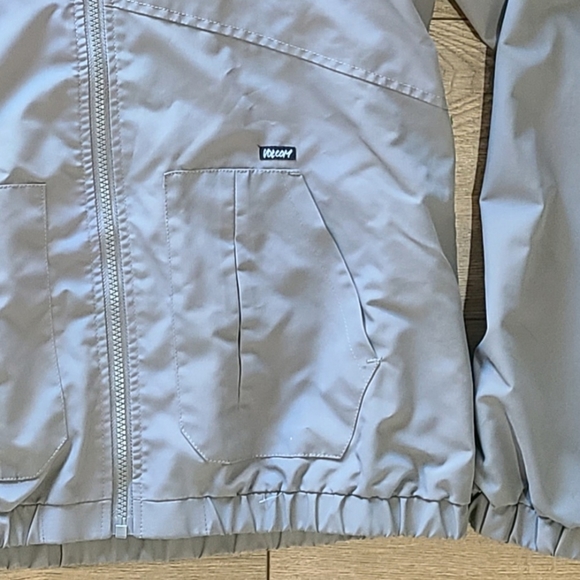 NWOT'S - VOLCOM - Young Mens Wind Breaker, Zip front - Fully Lined - Size Lg/14 - Picture 4 of 6